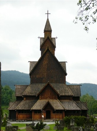 Heddal_Stavkirke.JPG